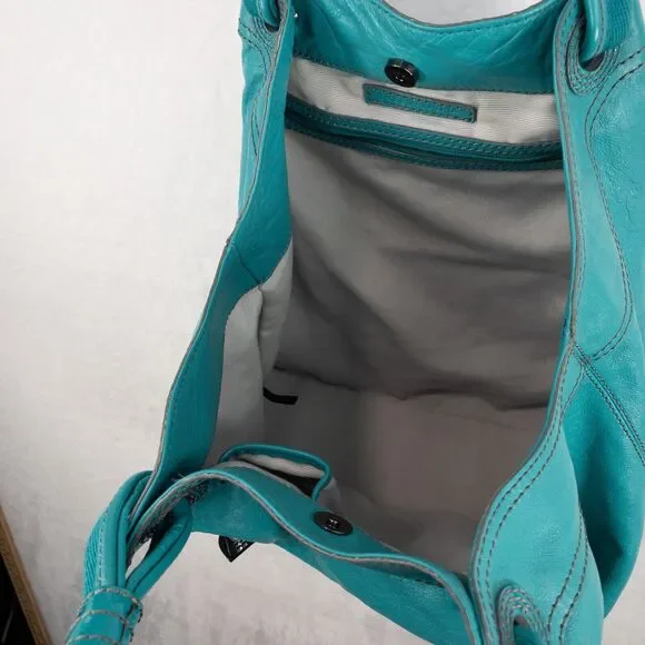 BCBG MAX AZRIA Bag Large Turquoise Bucket Hobo Satchel Tote Pockets - Picture 5 of 16